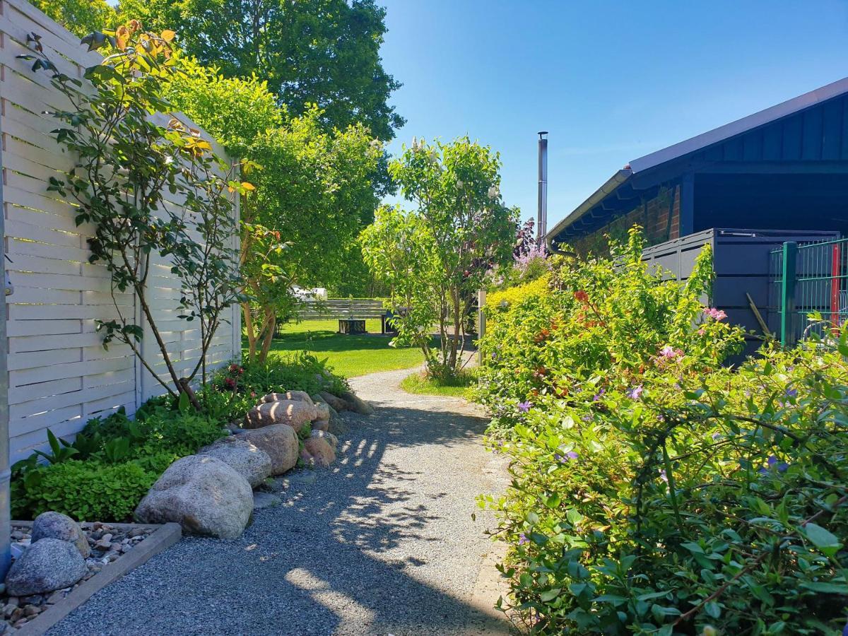 Moderne Fewo Nr 4 Mit Balkon, Sauna Im Haus, Garten - Ferienwohnungen Am Wald Klein Gelm Eksteriør bilde